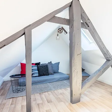 Le Loft Saint Cyrice شقة